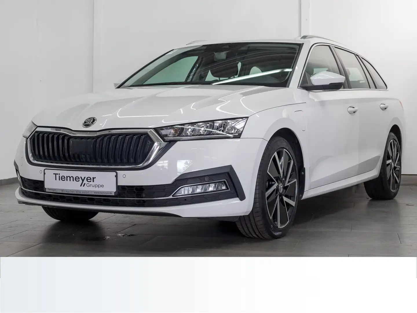 Skoda Octavia Combi iV STYLE LM18 COLUMBUS HEAD-AP ACC Bianco - 2