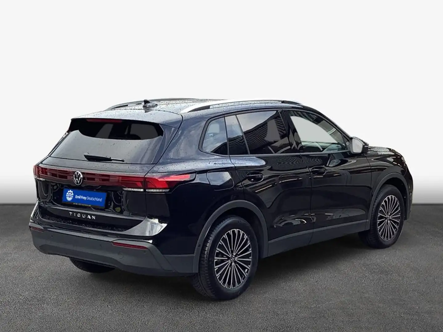 Volkswagen Tiguan 2.0 TDI SCR DSG Life NAVI * LED * RFC Schwarz - 2
