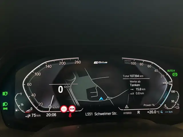 BMW X5 Xdrive45e view 9