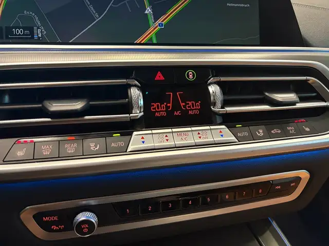 BMW X5 Xdrive45e view 12