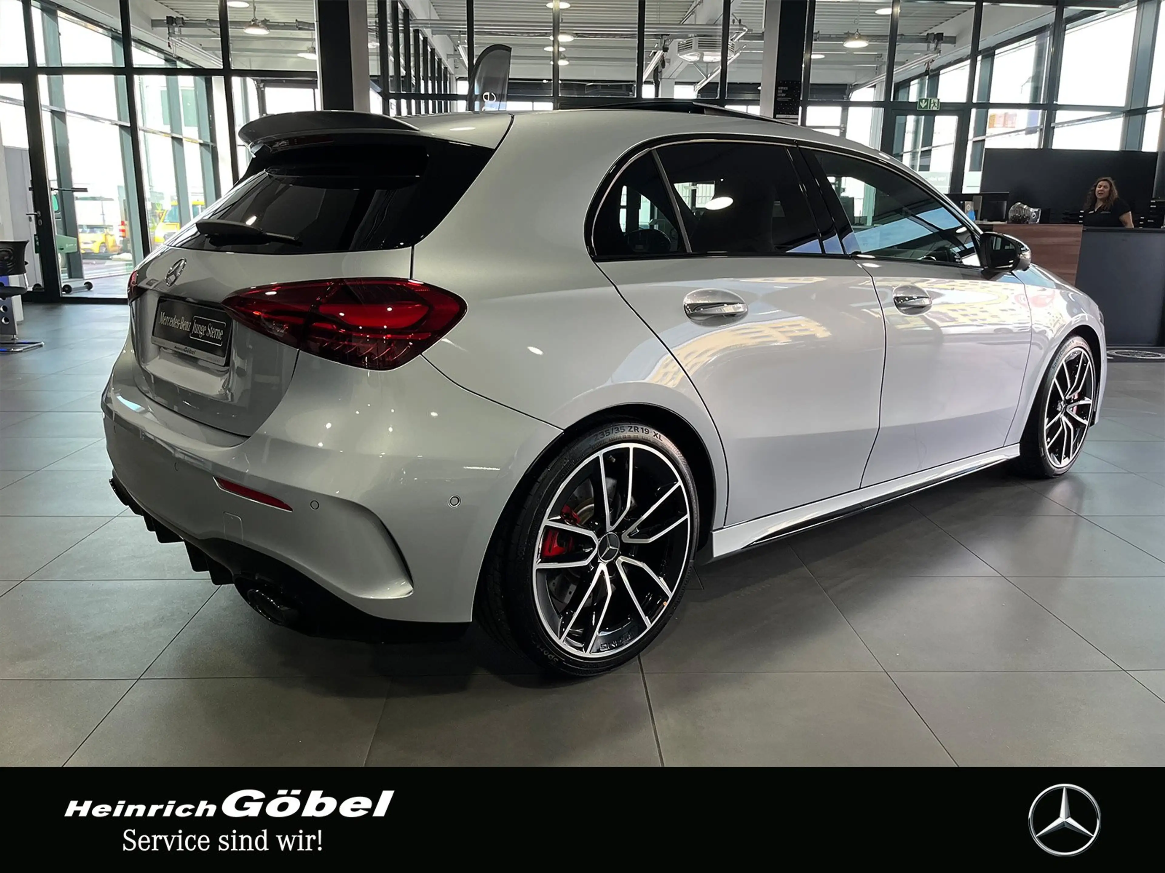 Mercedes-Benz A 35 AMG A 35 4M PANO+360°+MEMORY+MULTIBEAM+FAHRASSIST-P. — photo 6