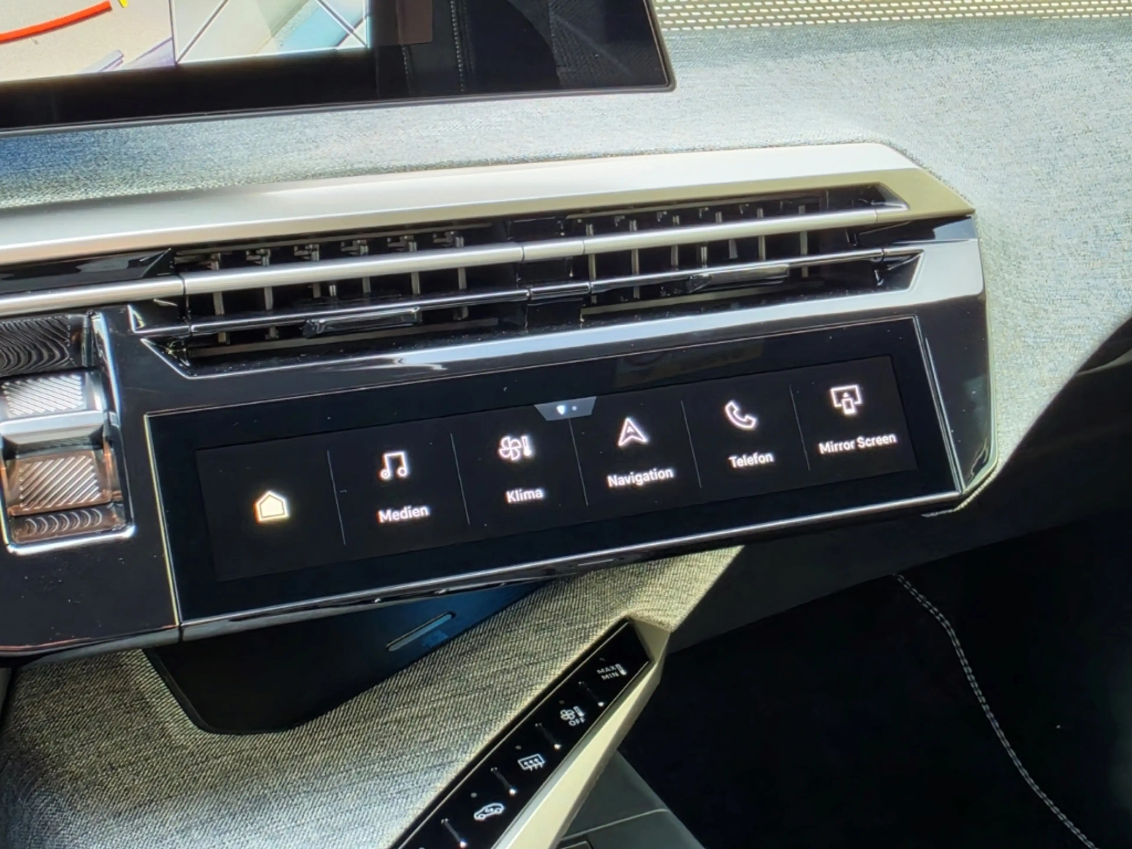 Peugeot 3008 GT Electric 73 kWh 360° Kessy ACC LED DAB Alu — photo 13