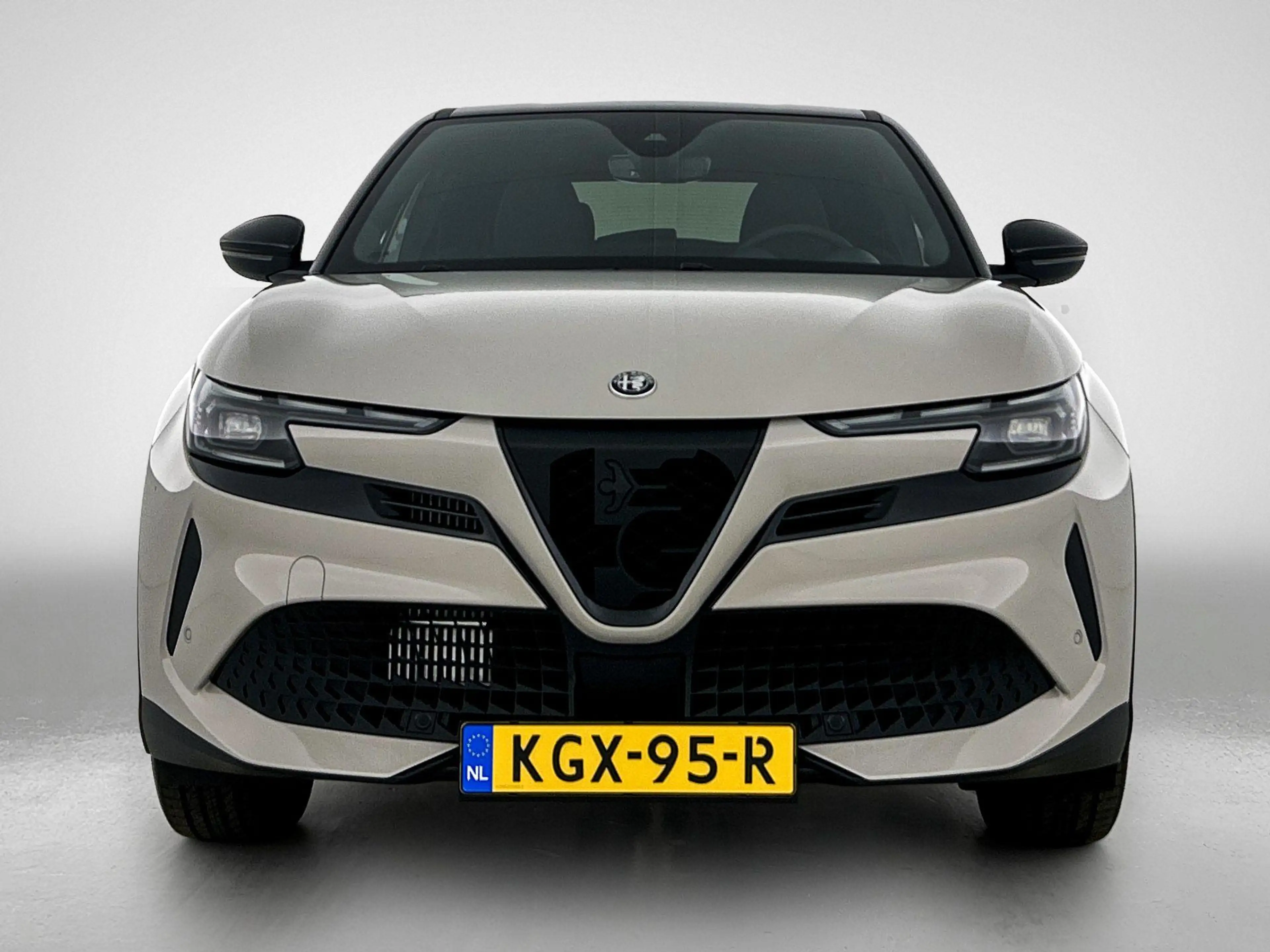 Alfa Romeo Junior 1.2 Turbo Hybrid Ibrida Sport Speciale Tachno Pack — photo 8