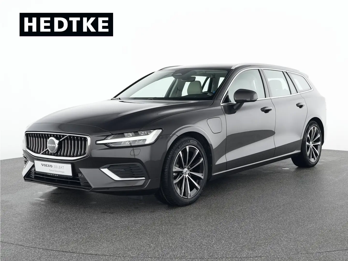 Volvo V60 T6 Recharge AWD Core 18"+VOLL-LED+RFK+WINTER Grau - 1