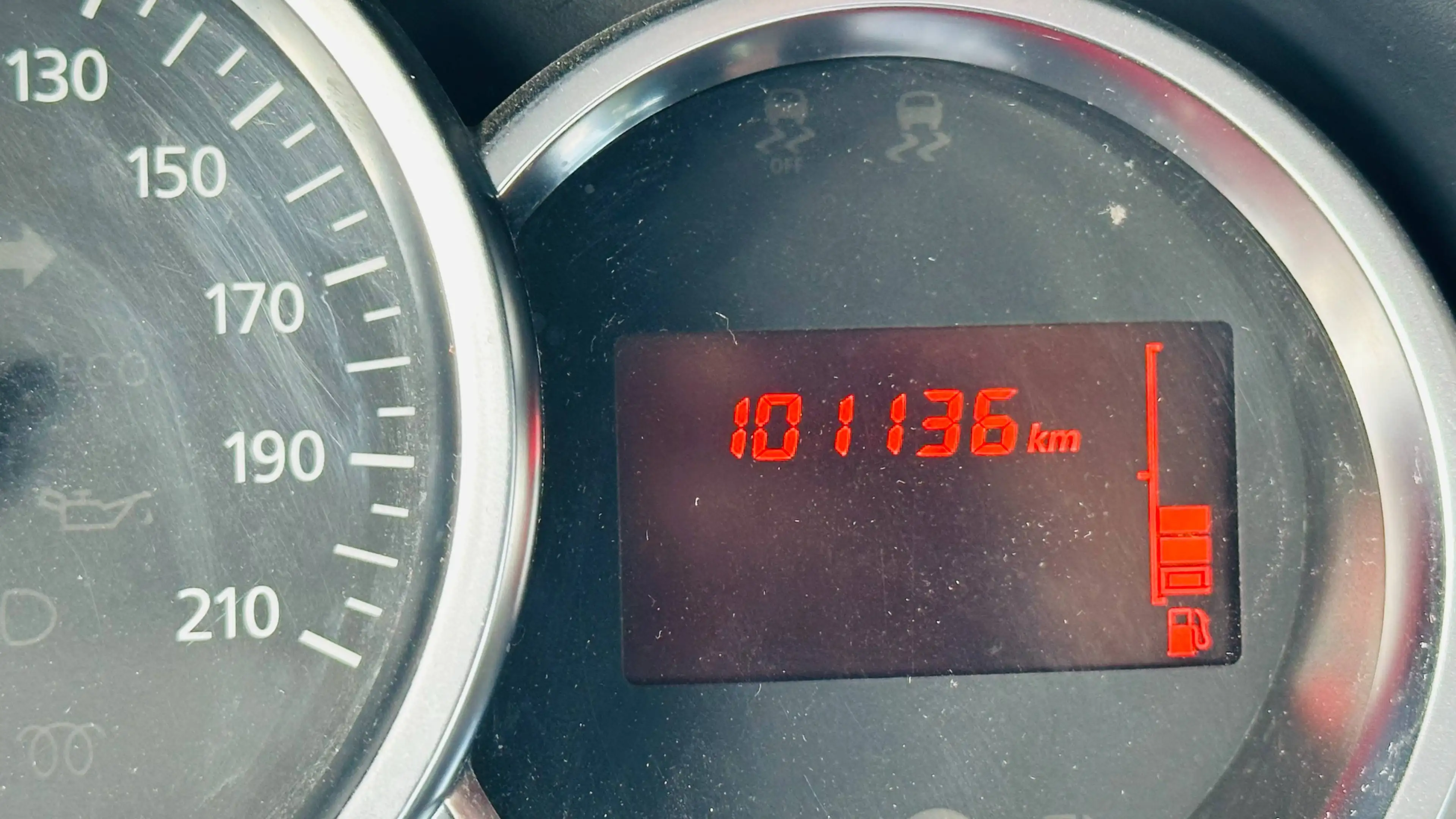 Dacia Lodgy Stepway Celebration 101000 KM KLIMA CAMERA ANHÄNGERKUPPLUNG EPH SITZHEIZUNG — photo 7
