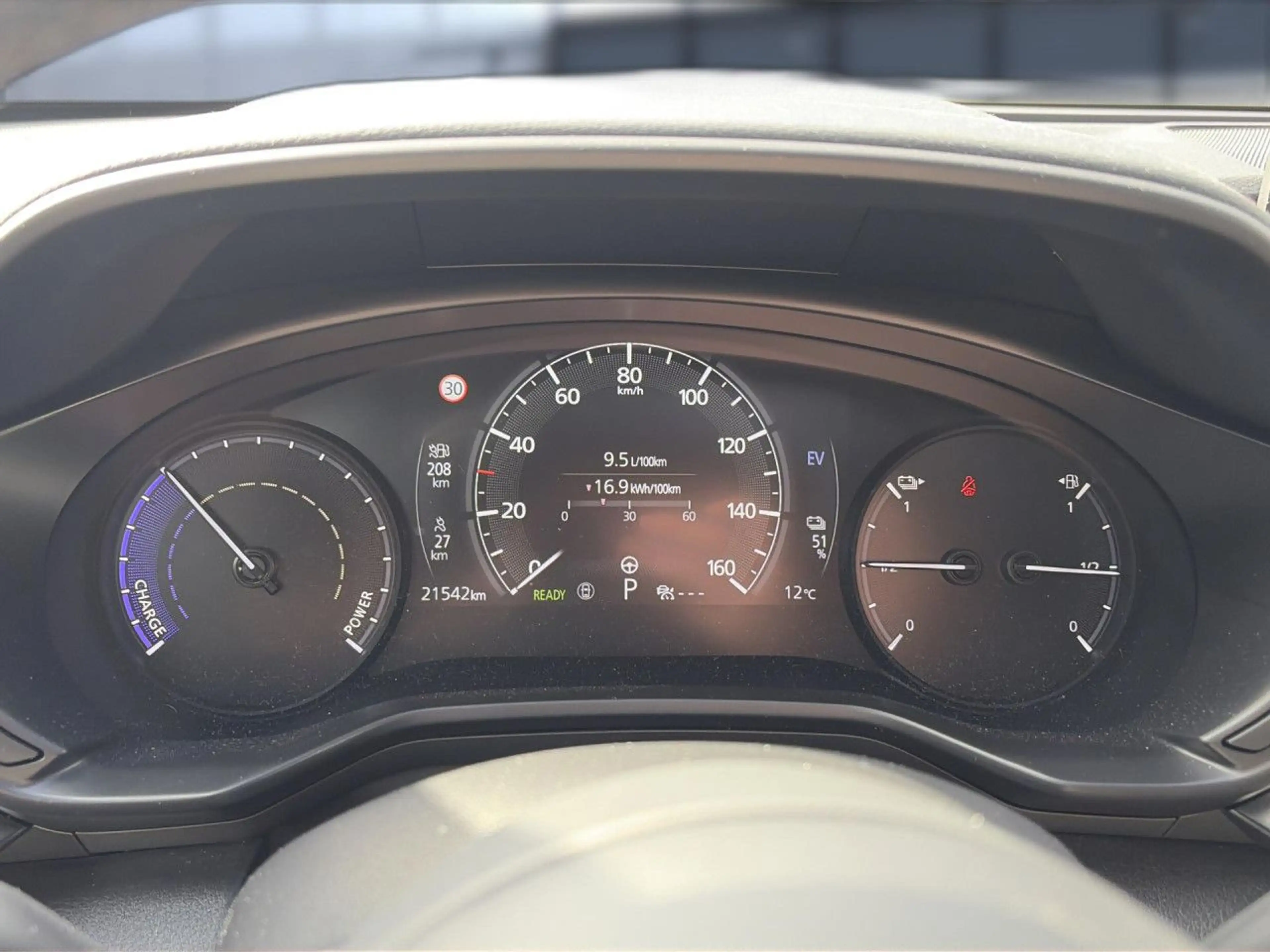 Mazda MX-30 e-SKYACTIV R-EV MAKOTO Matrix LED ACC Kamera — photo 9