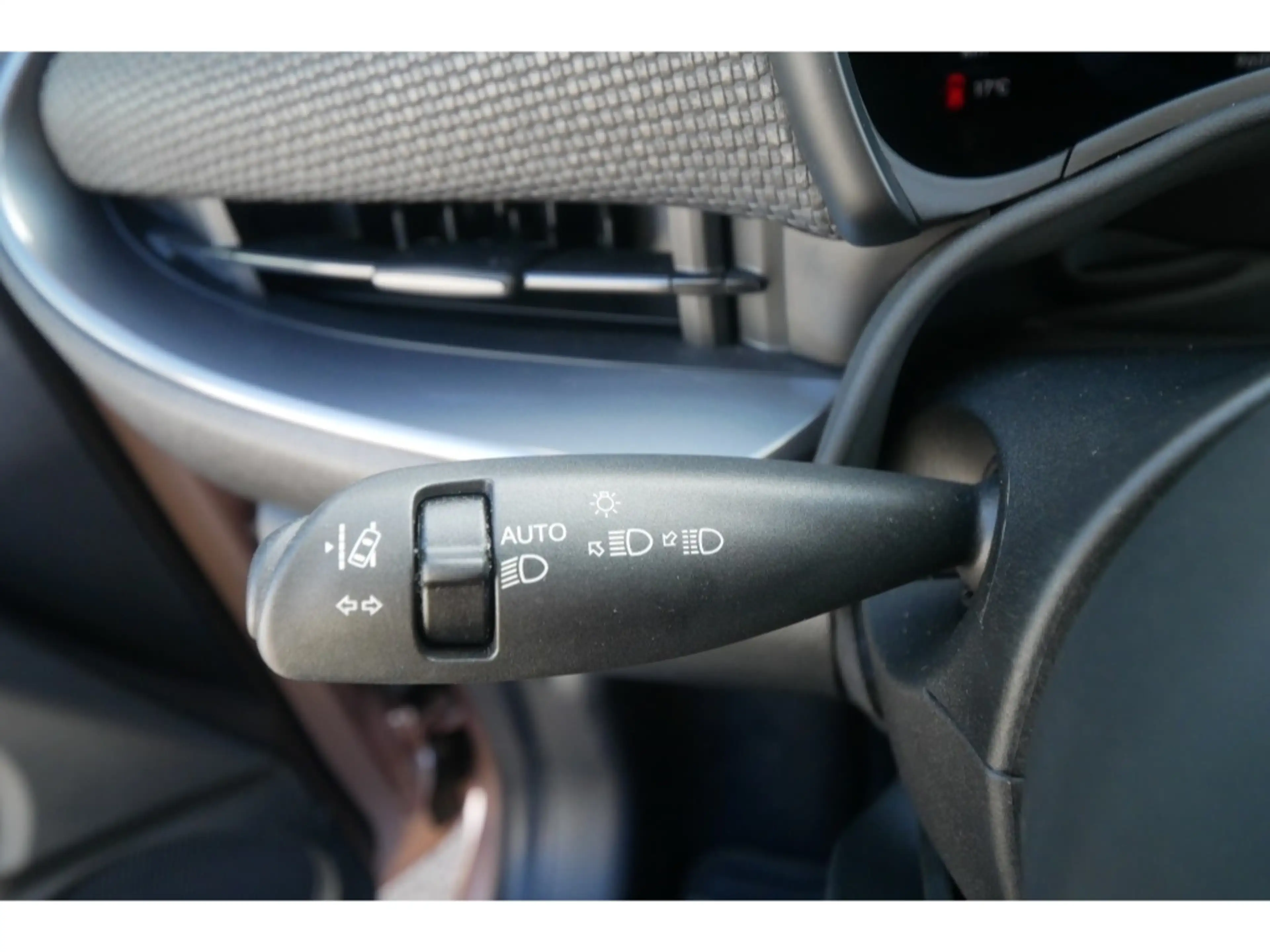 Fiat 500e BY BOCELLI AT 42 Kwh 118PS LED NAVI WINTER — photo 17