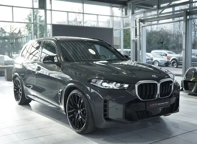 BMW X5 X5 M view 5