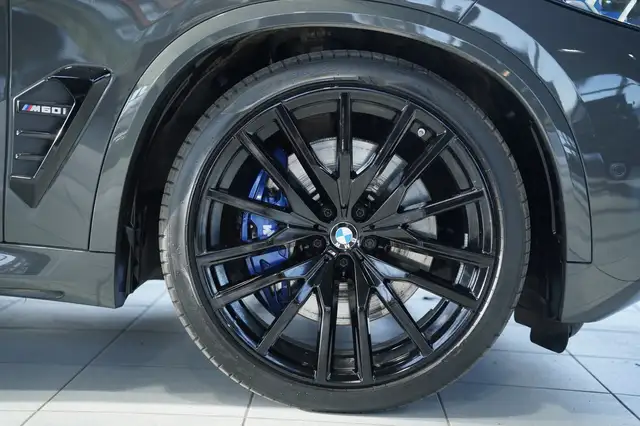 BMW X5 X5 M view 7