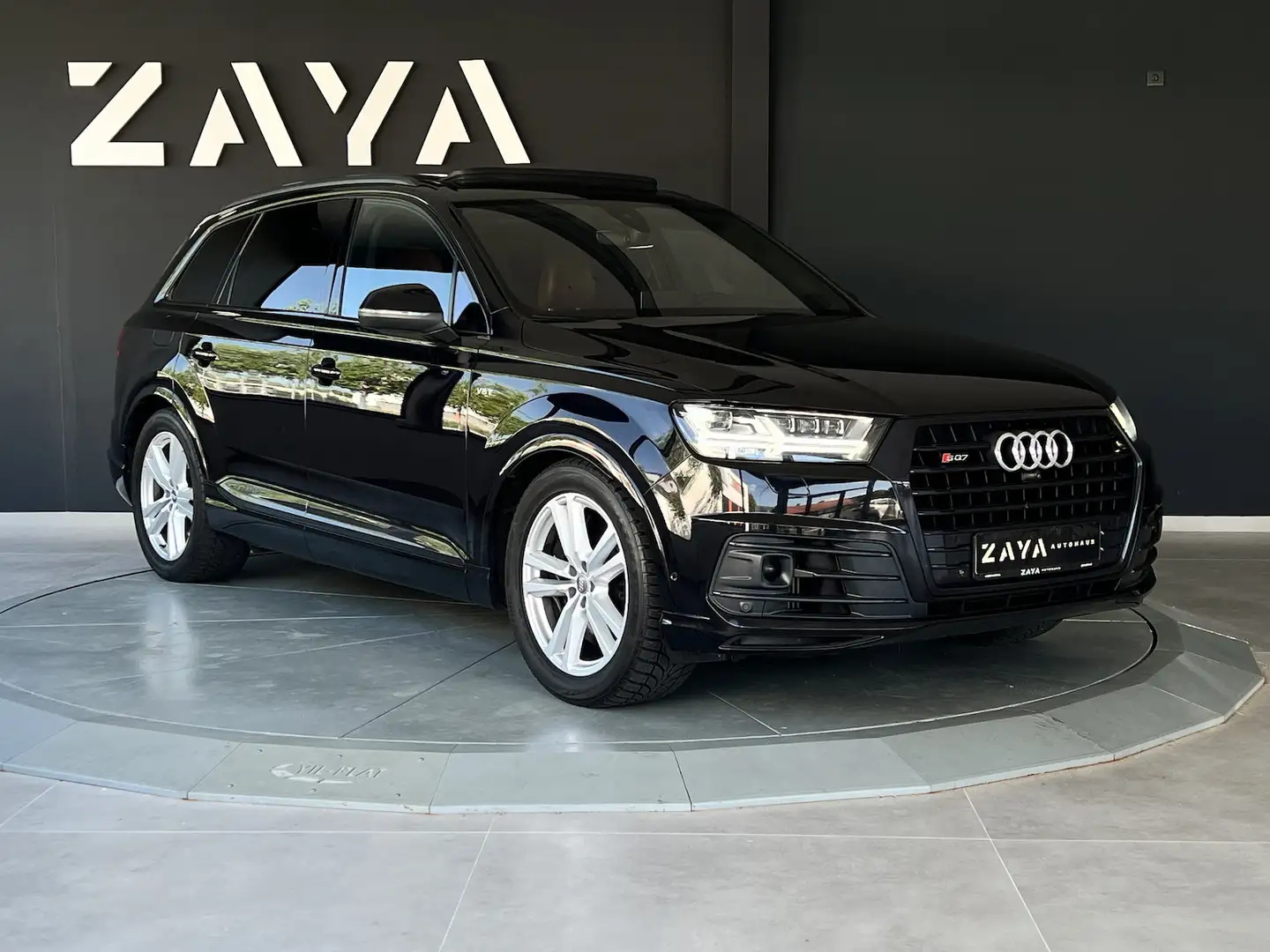 Audi SQ7 4.0 TDI Quattro Design Selection*7-S*PANO* Schwarz - 1
