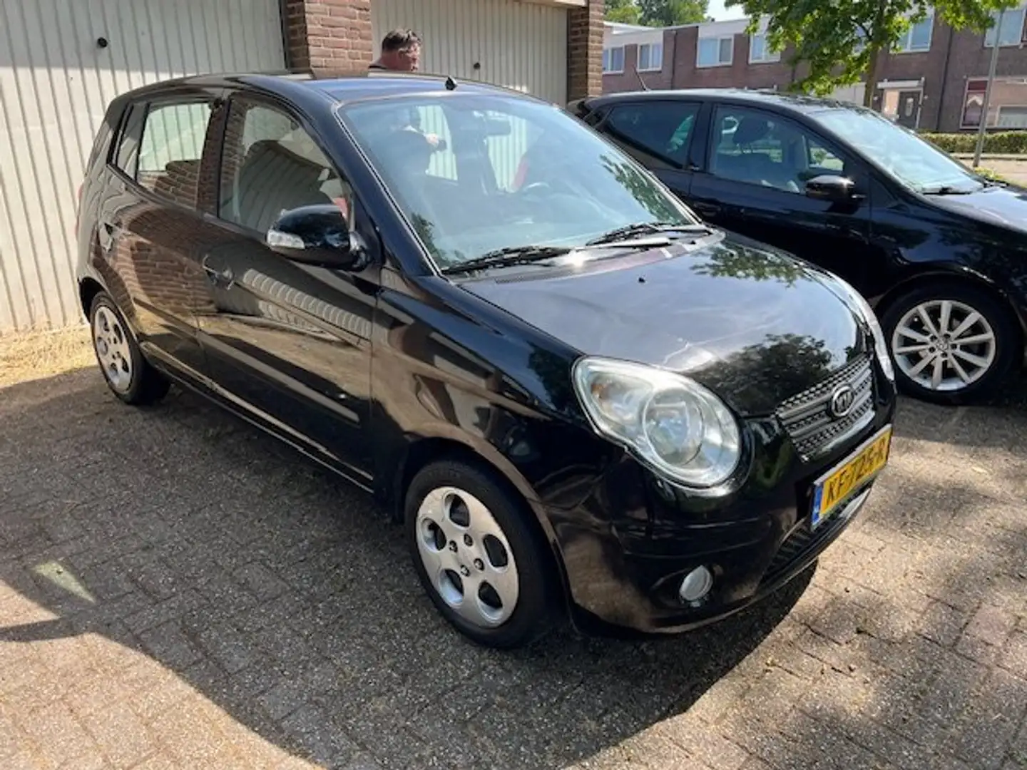 Kia Picanto Picanto 1.0 Fifteen Airco Zwart - 1