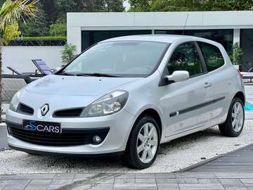 Clio 1.6i ** 050.000 km ** Automaat ** Garantie
