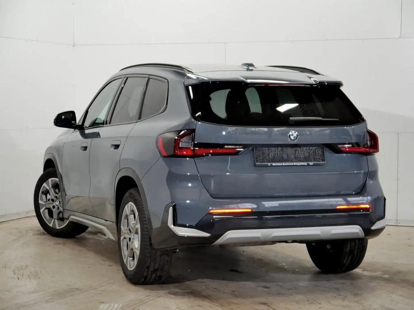 BMW X1 18d X-Line LED WIDE (diverse disp 23/24) Grigio - 2