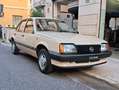 Opel Ascona Ascona 4p 1.3 LS 5m Бежевий - thumbnail 1