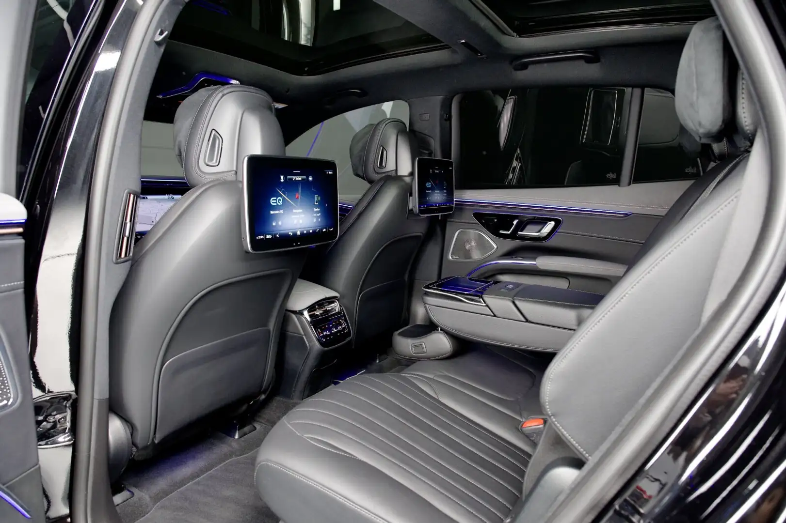 Mercedes-Benz EQS SUV EQS 500 SUV Electric Art Fond Entertainment -37% Noir - 2