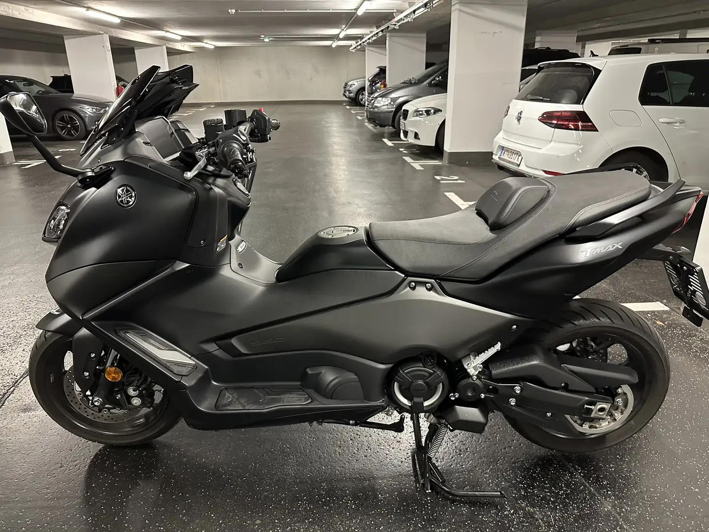 Yamaha TMAX 560 - 2