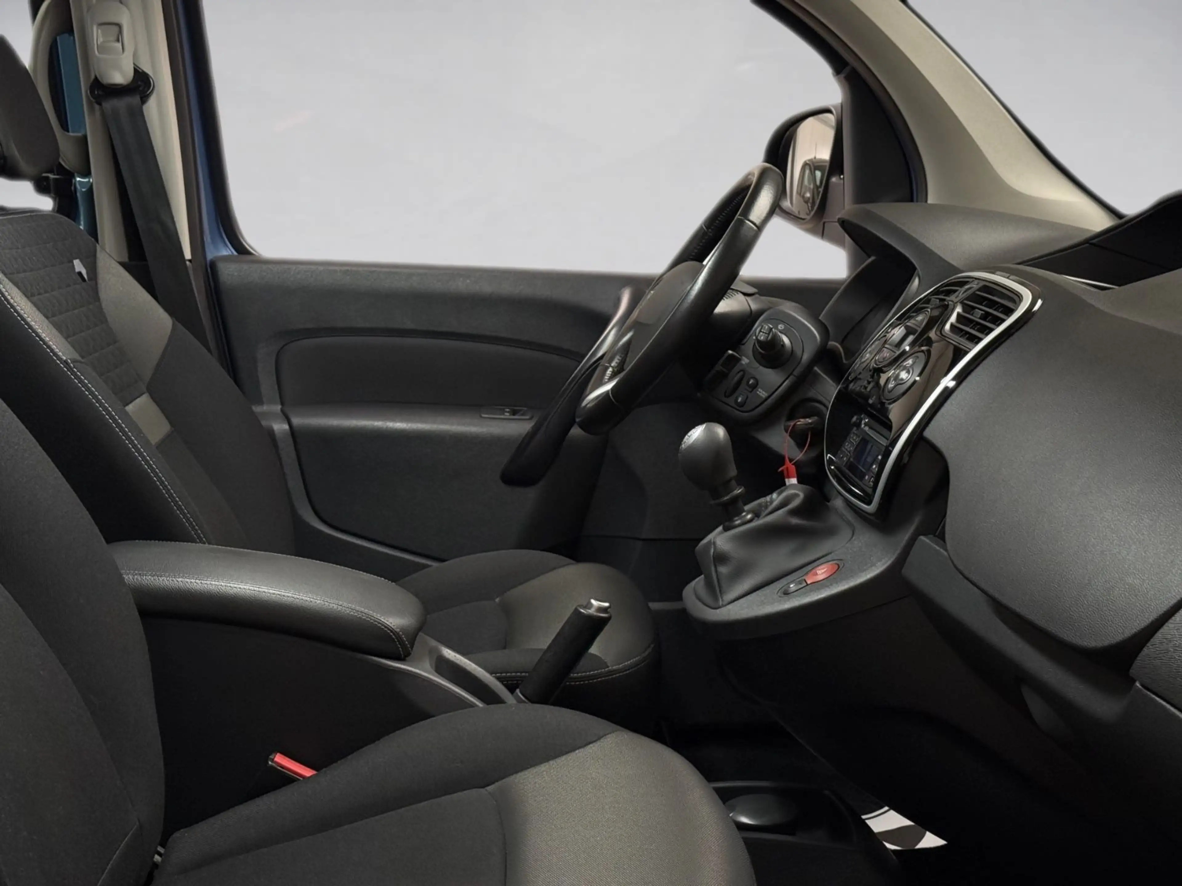 Renault Kangoo 1.5 Blue dCi 115 Limited/KAMERA/PDC/KLIMA — photo 14