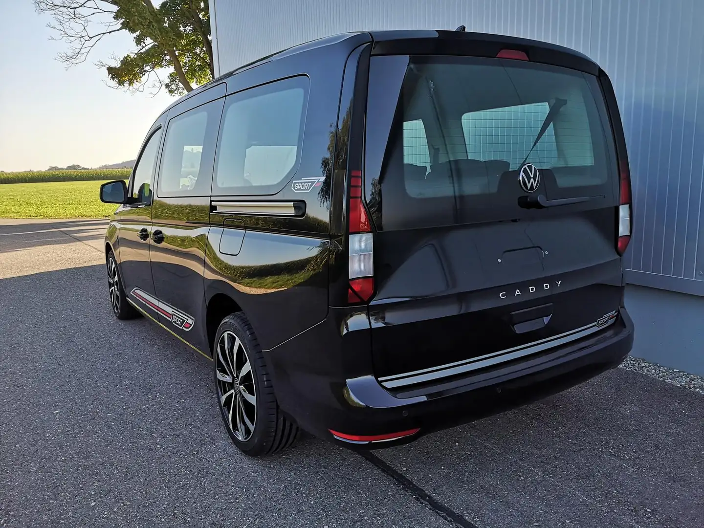 Volkswagen Caddy 2.0 TDI DSG 7 Sitzer GV5 Sitzh Kam PDC Sport Editi Noir - 2