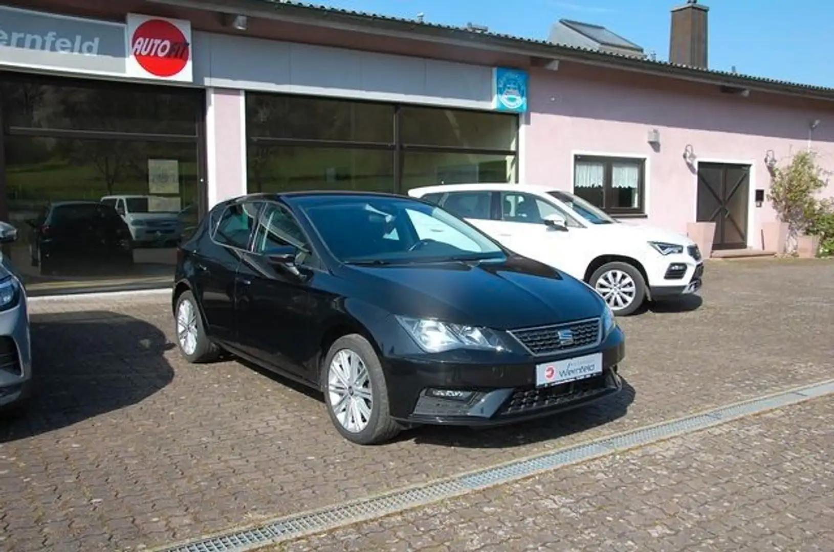 SEAT Leon Xcellence Business-Paket PDC v.+h. Schwarz - 2