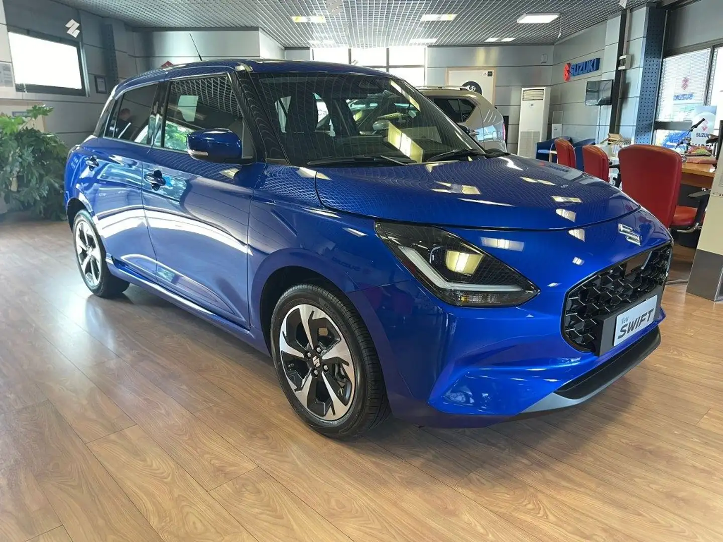 Suzuki Swift 1.2 Hybrid Top ANCHE PER NEOPATENTATI Blu/Azzurro - 2
