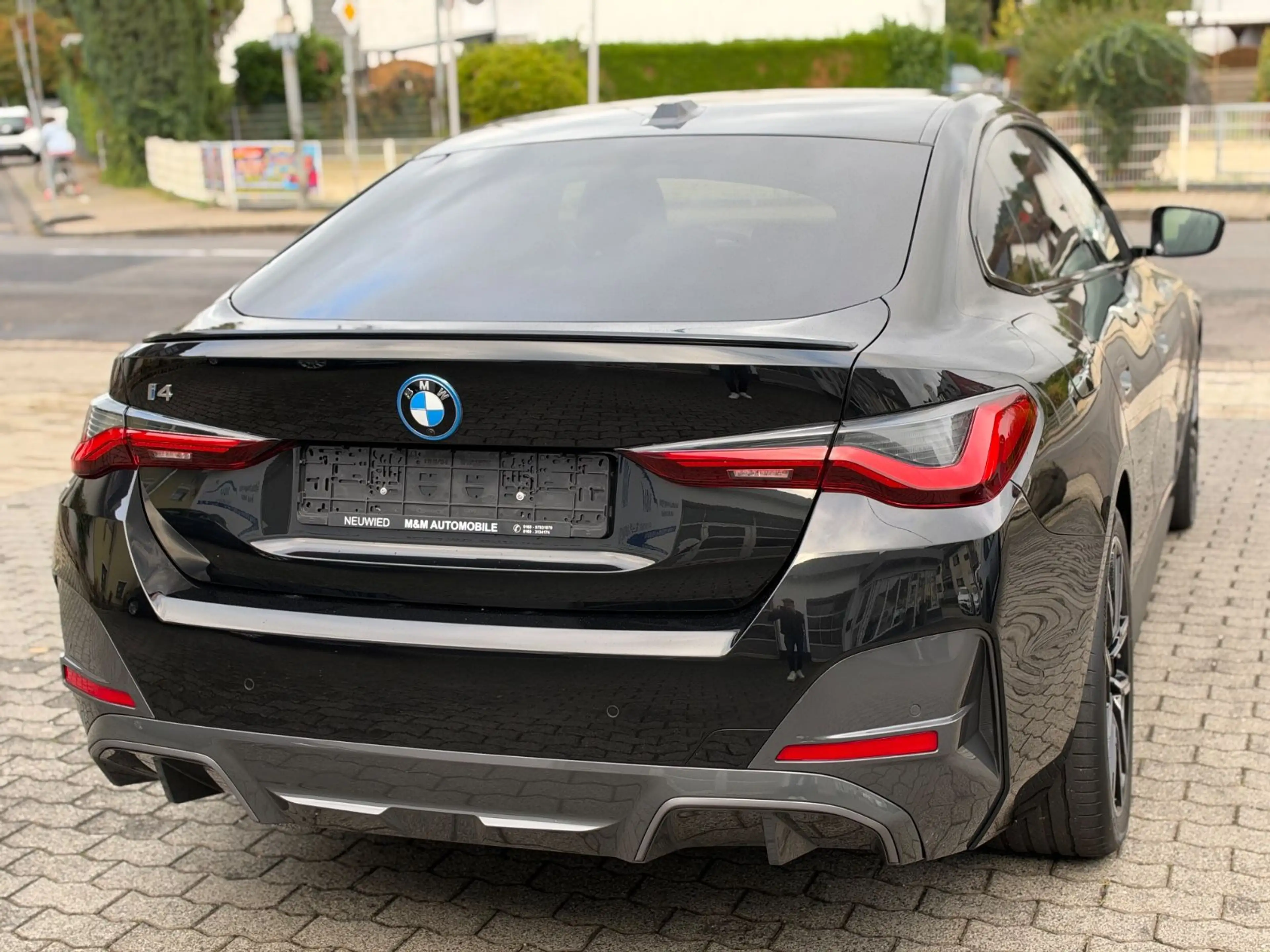 BMW i4 GC 40eDrive M Sport Pro HUD MwSt 360° AHK 19z — photo 10