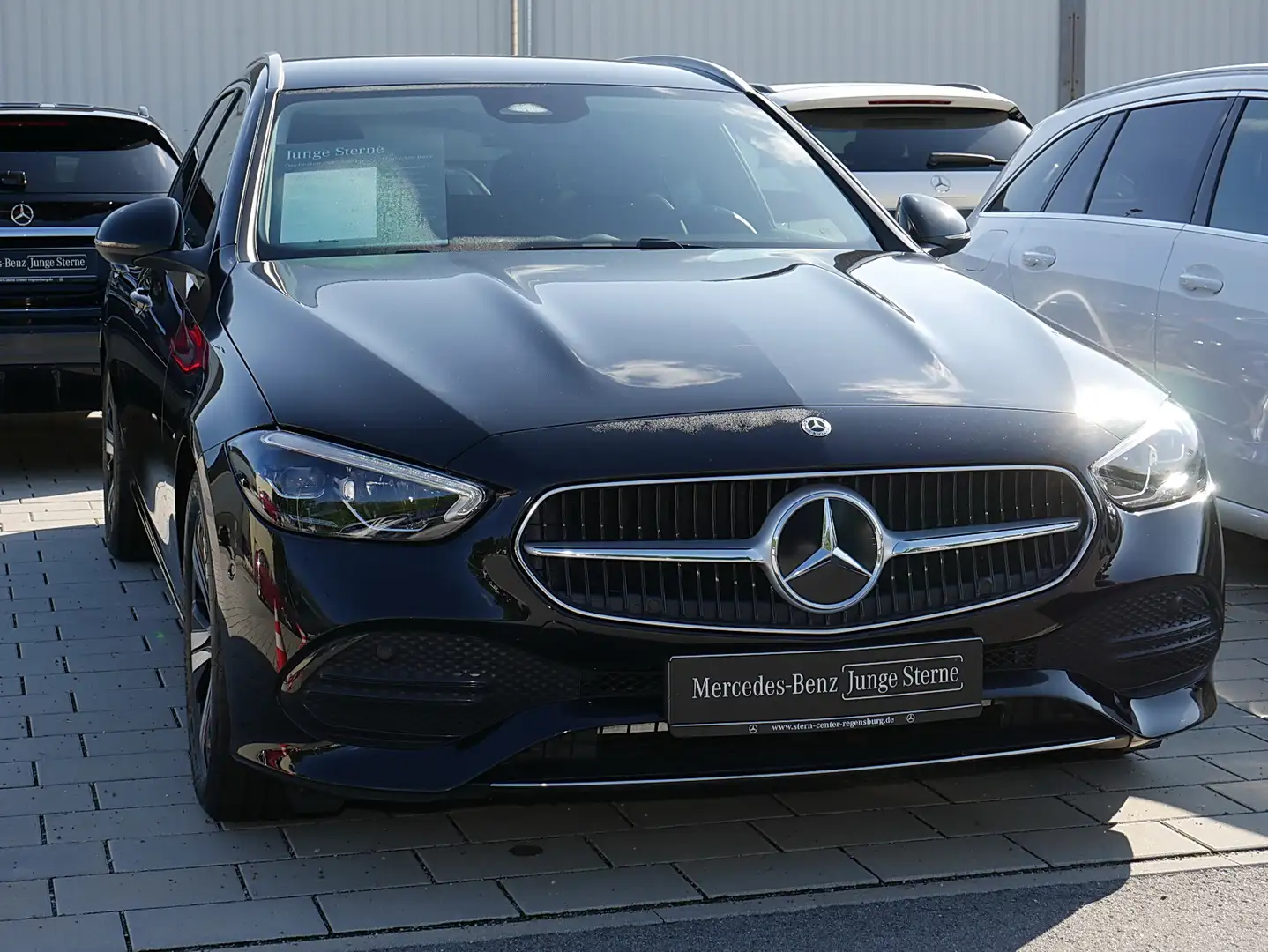 Mercedes-Benz C 180 T-Modell AVANTGARDE+AHK+TOTW.ASSIST+LED+++ Schwarz - 2