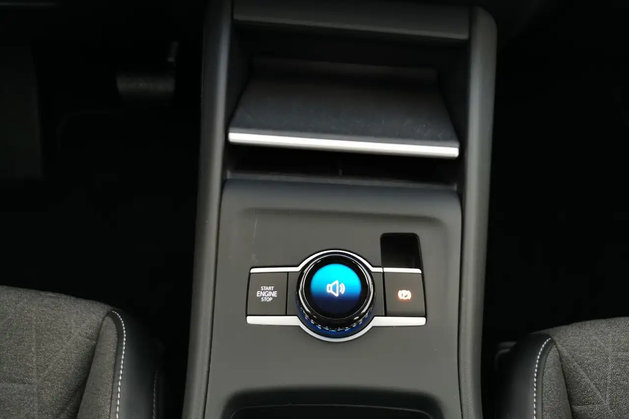 Volkswagen Tayron 1.5 eTSI Life|IQ.Drive|NAV|Matrix|AHK|7Si 13