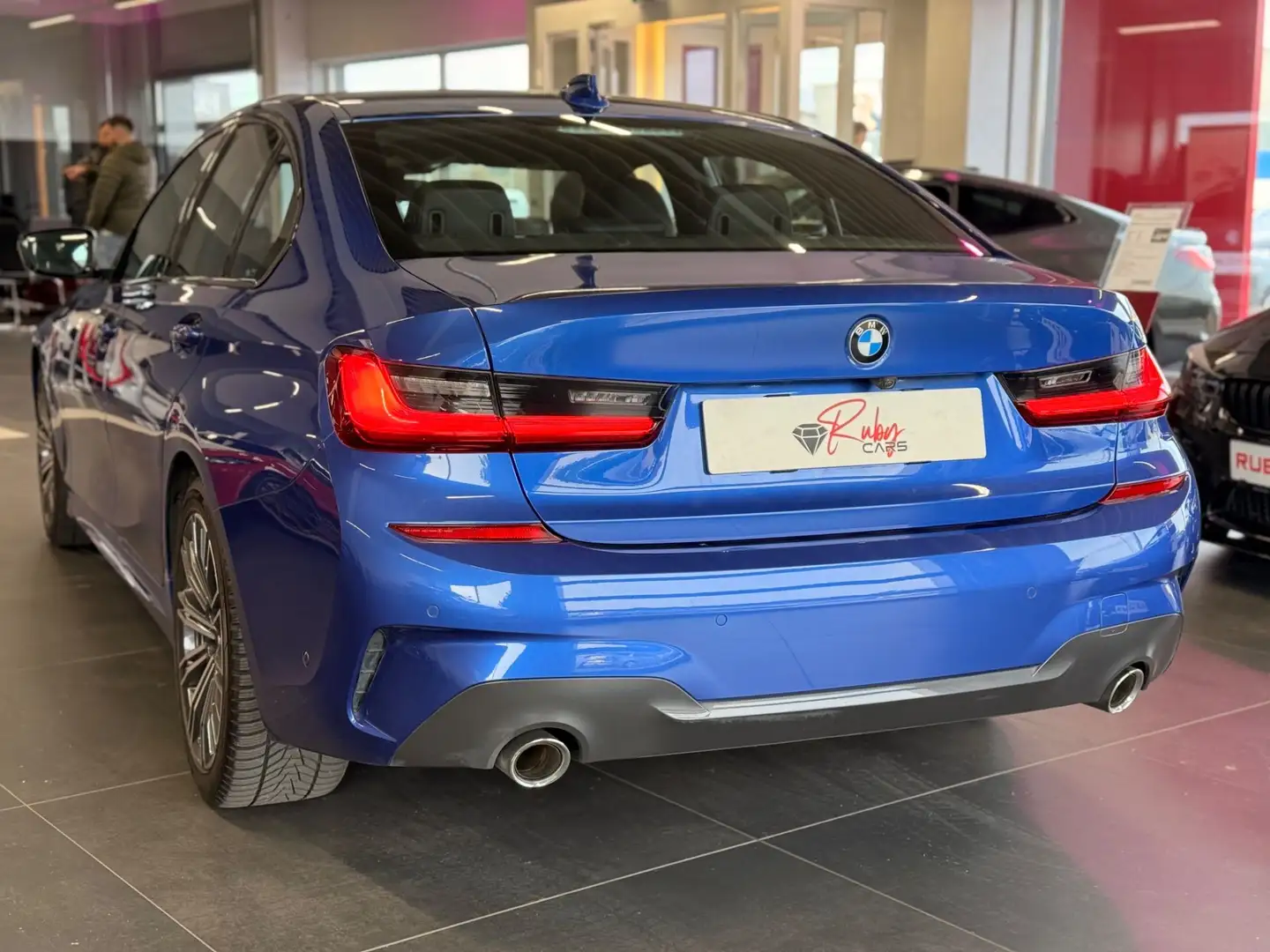 BMW 320 3er - 320 d M Sportpaket Portimao Blau*360*ACC Blau - 2