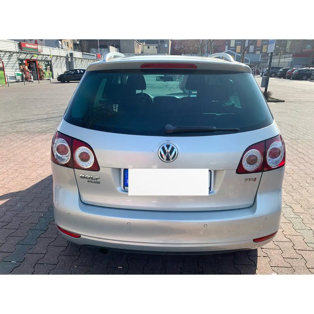 Volkswagen Golf Plus Plus1.6 TDI DPF BlueMotion Technology DSG MATCH Plateado - 2