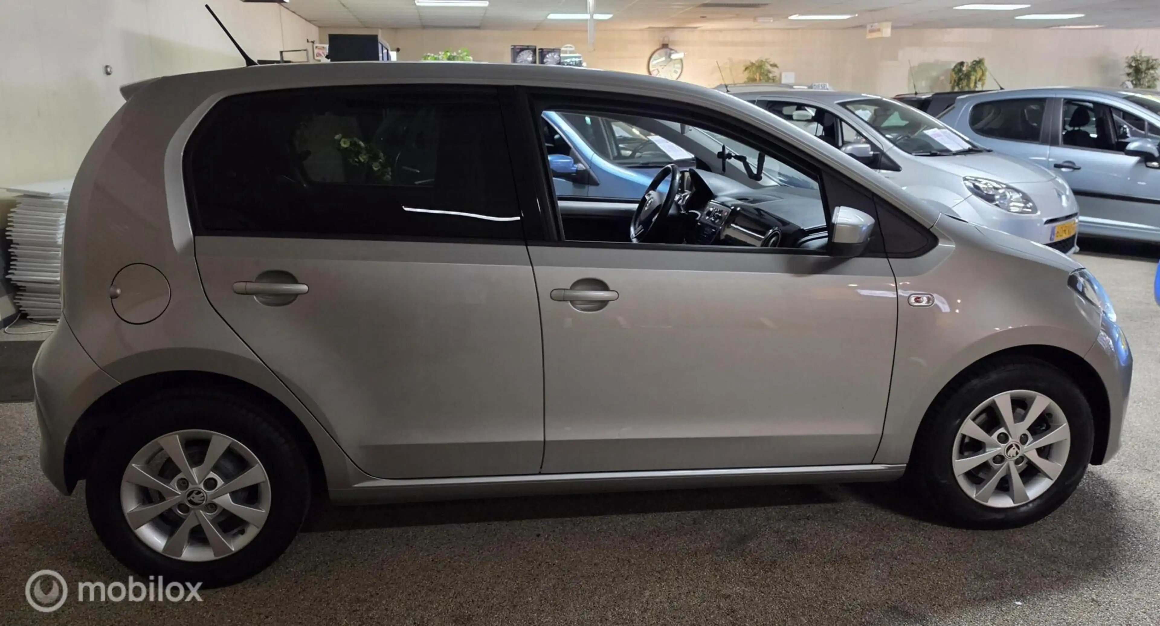 Skoda Citigo 1.0 Greentech zeer luxe uitvoering — photo 4