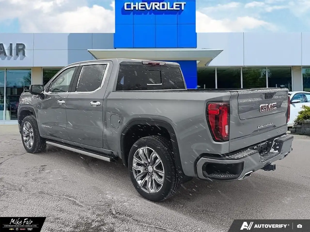 GMC Sierra 1500 снимка GMC Sierra 1500