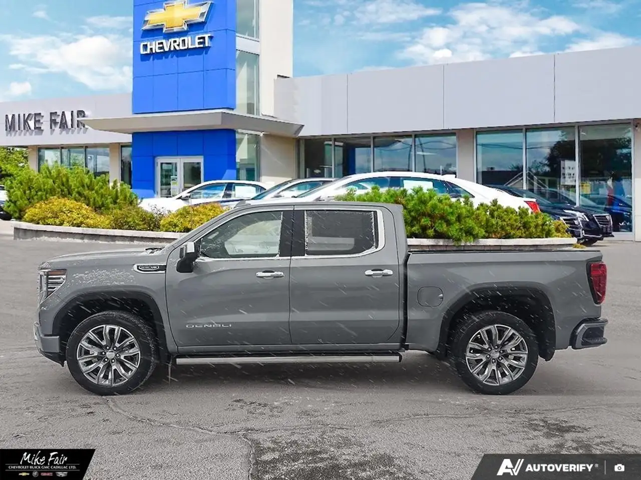 GMC Sierra 1500 снимка GMC Sierra 1500