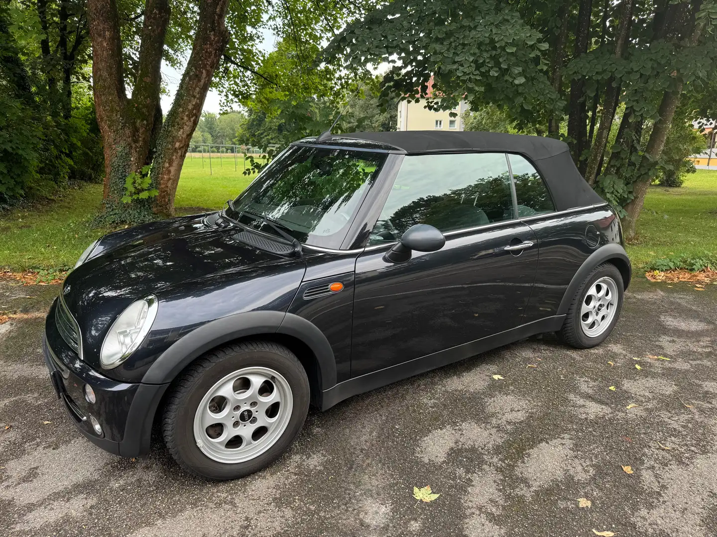 MINI One Cabrio Mini One Cabrio Schwarz - 1
