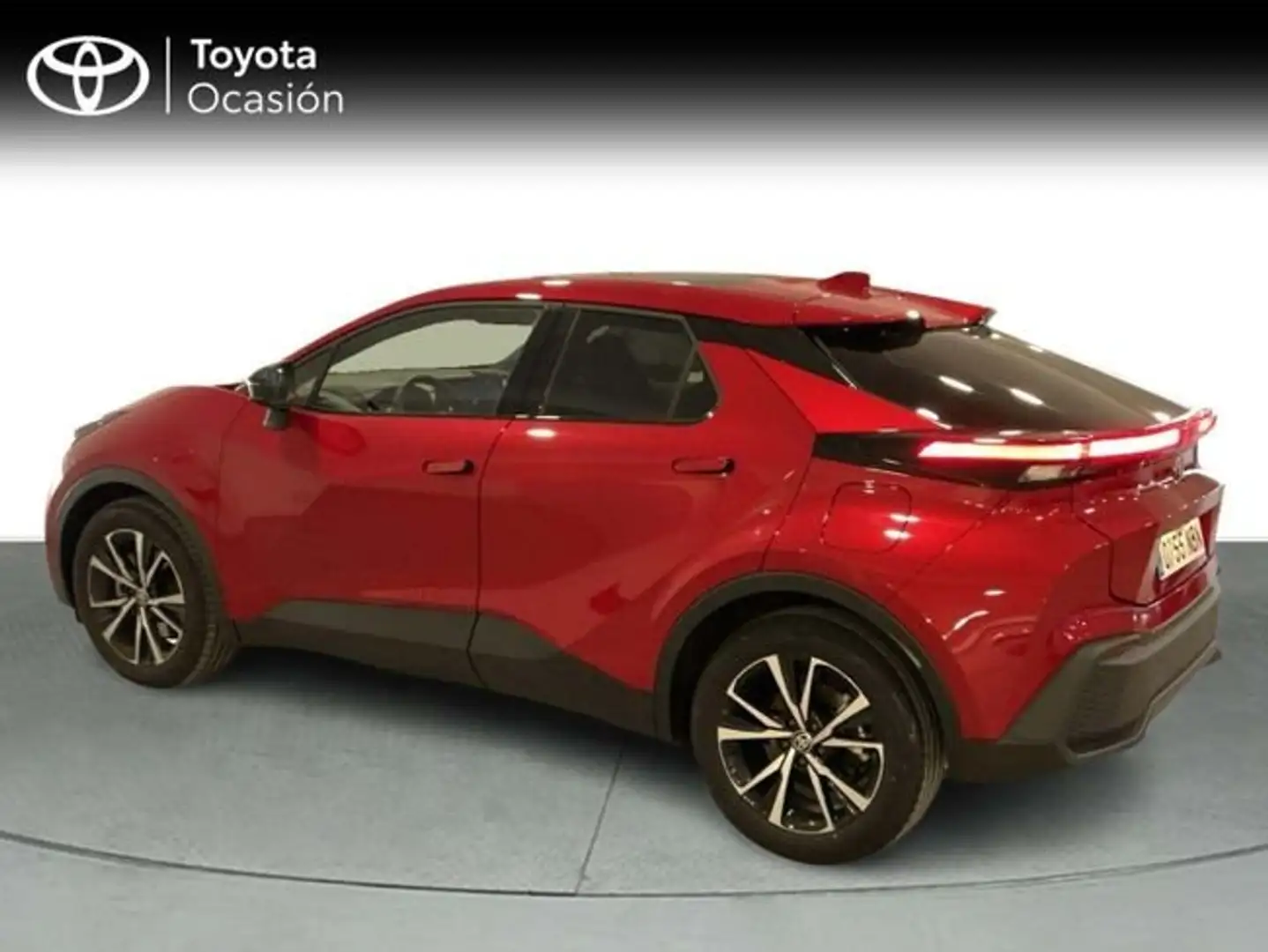 Toyota C-HR 220PH Advance + Skyview Rojo - 2