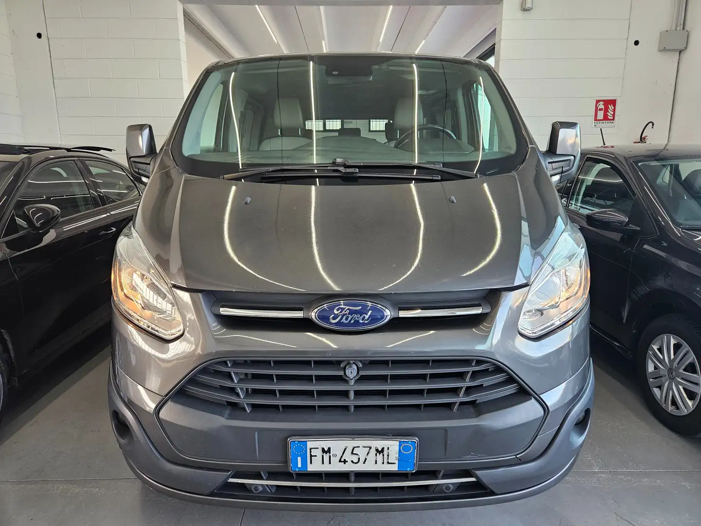 Ford Tourneo Custom 2.0 PL TITANIUM Grijs - 2