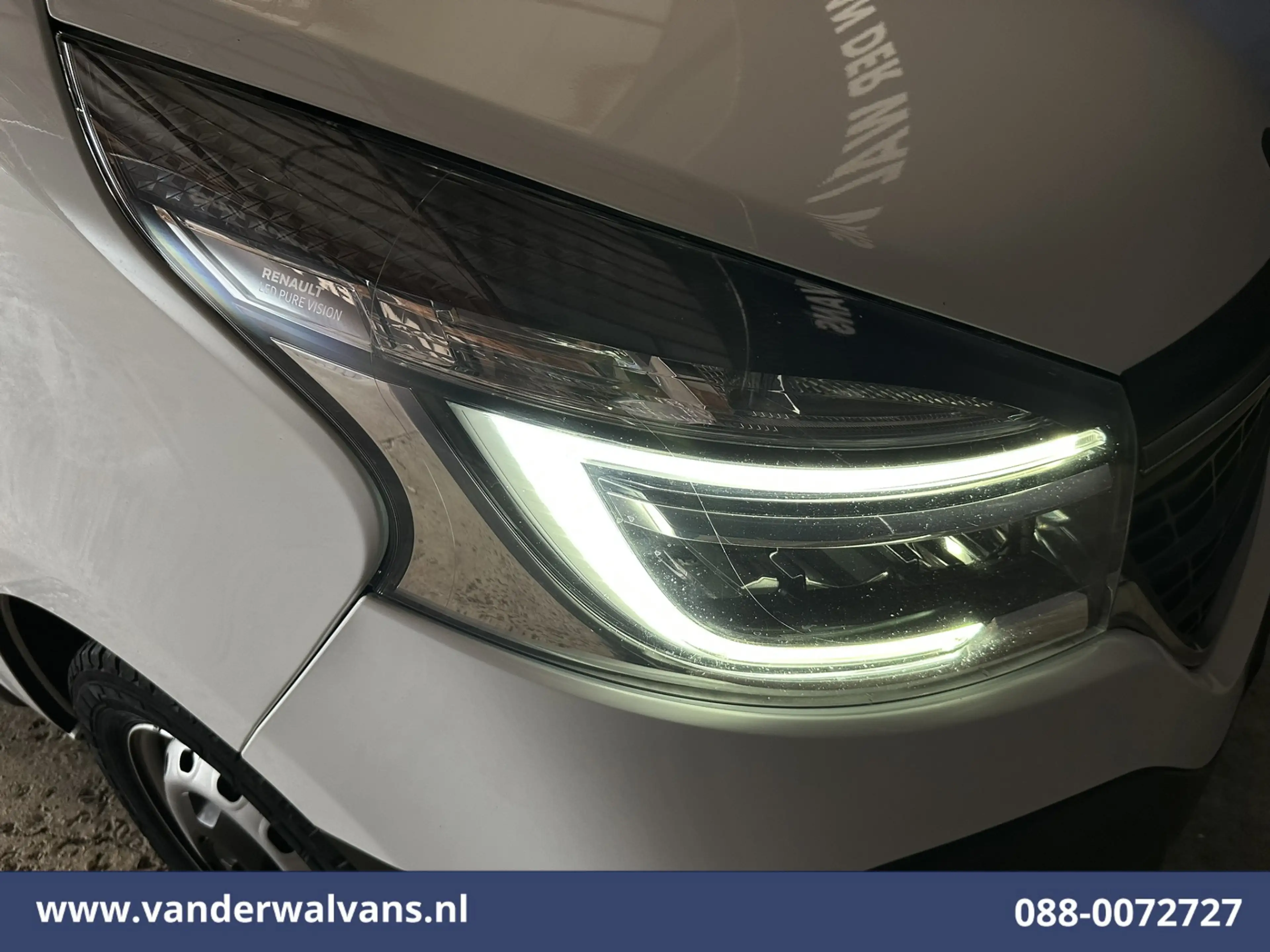 Renault Trafic 2.0 dCi 120pk L2H1 Euro6 Airco | Imperiaal | Navig — photo 3