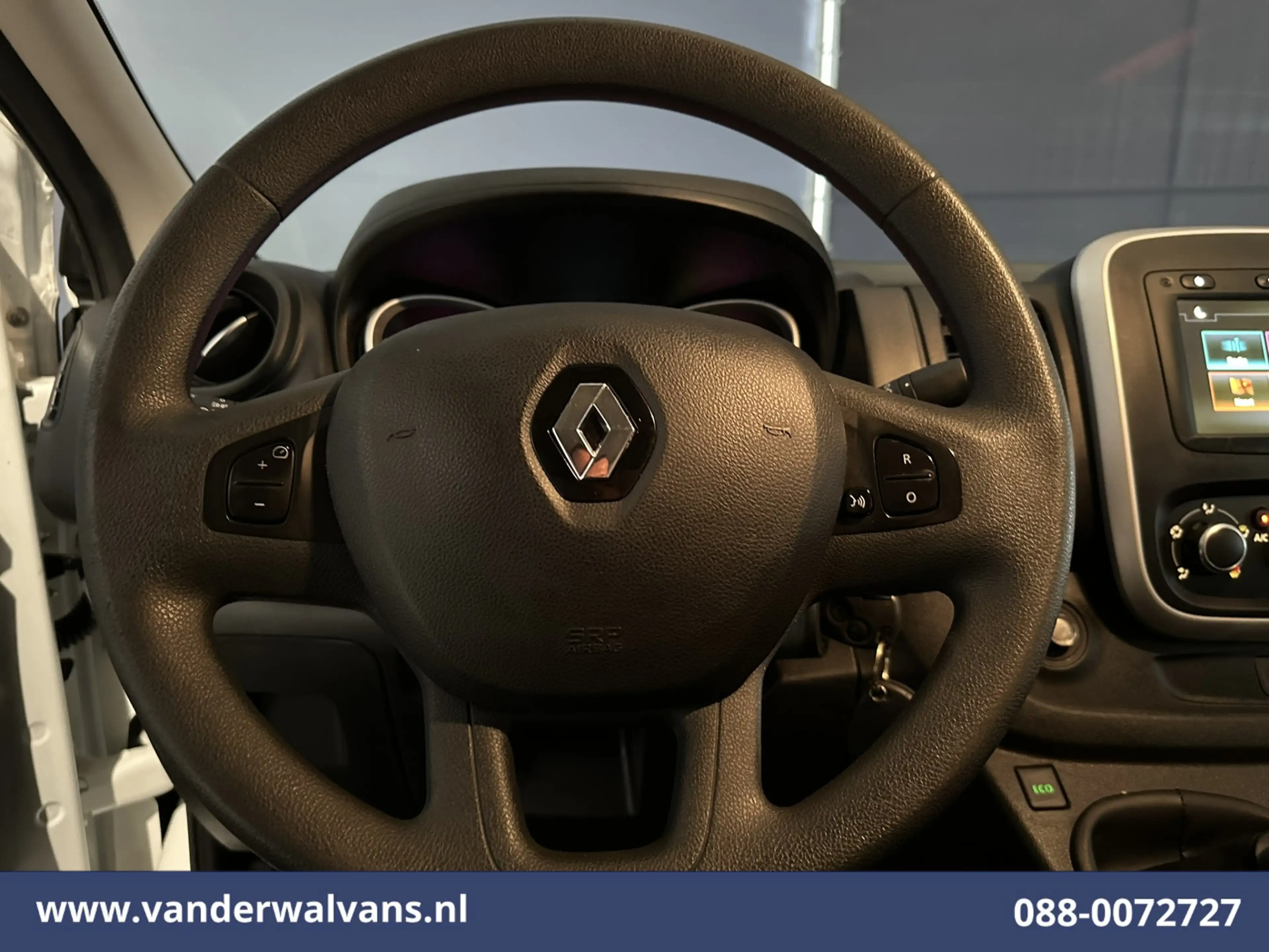 Renault Trafic 2.0 dCi 120pk L2H1 Euro6 Airco | Imperiaal | Navig — photo 16