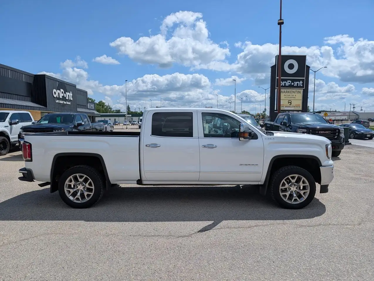 GMC Sierra 1500 fotografie GMC Sierra 1500