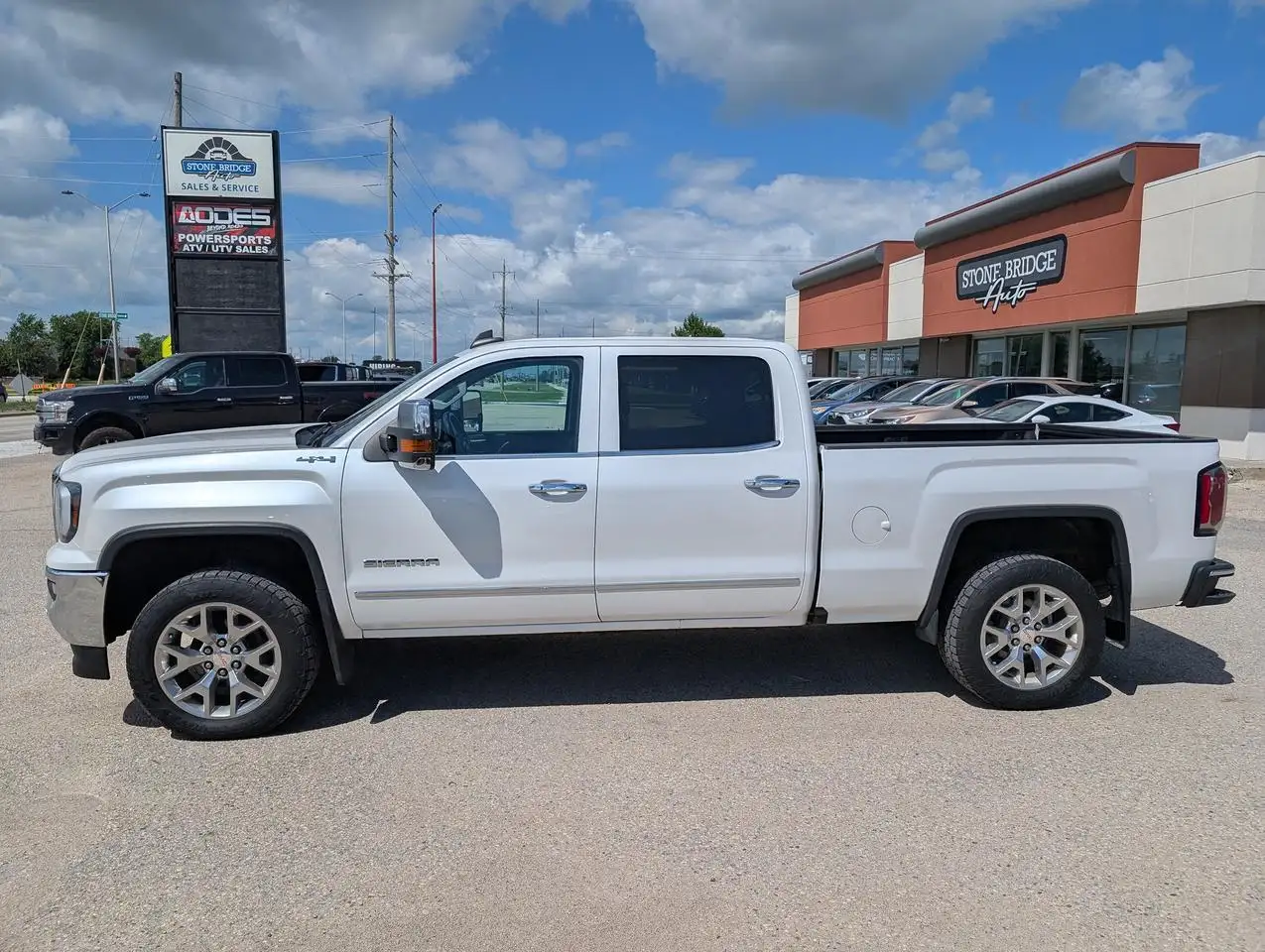 GMC Sierra 1500 fotografie GMC Sierra 1500