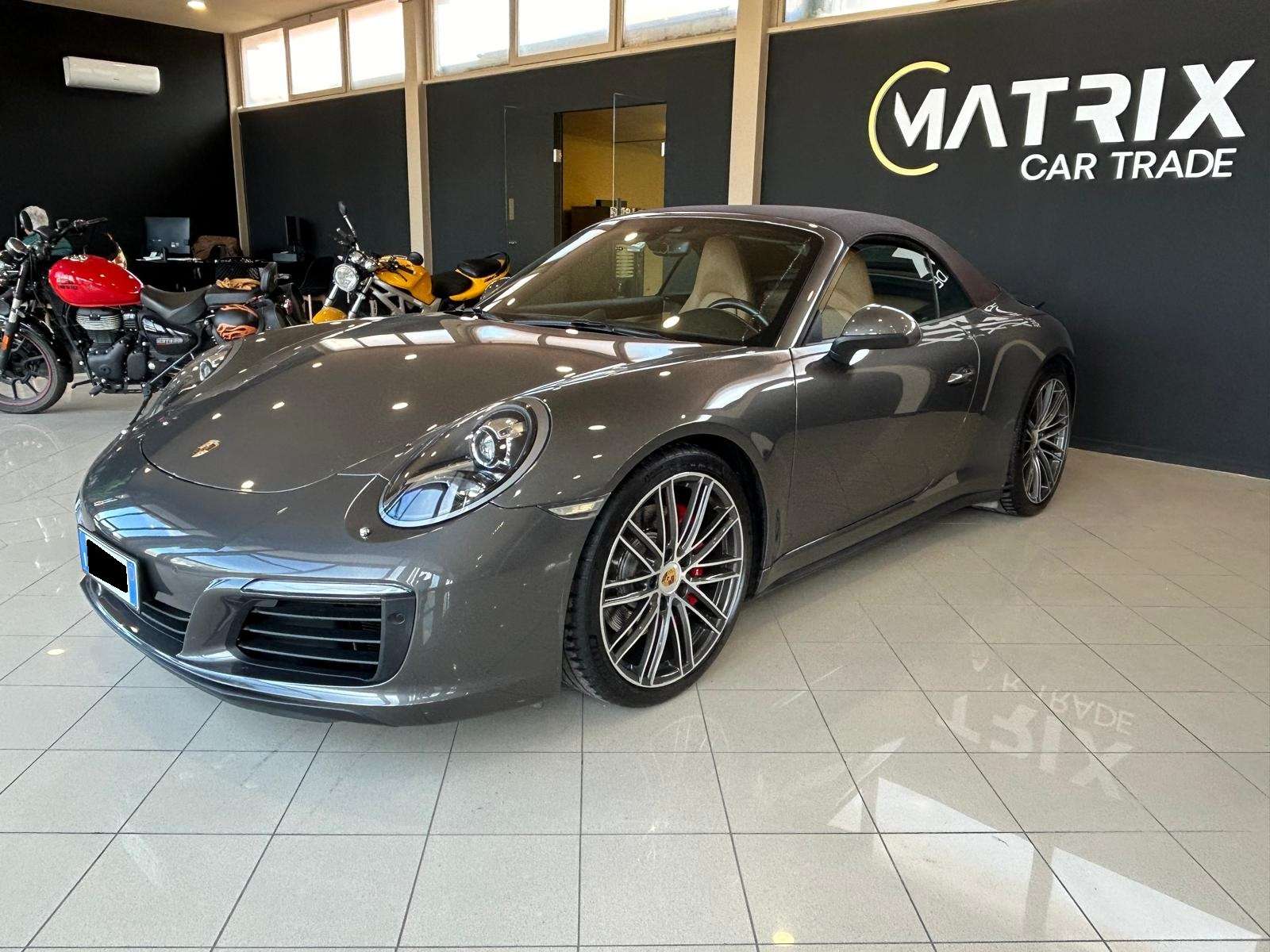 Porsche 911