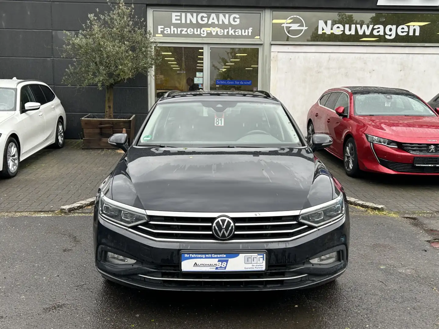 Volkswagen Passat Business*IQ.Light*Navi*AHK*R.Cam*App-Connect Zwart - 2
