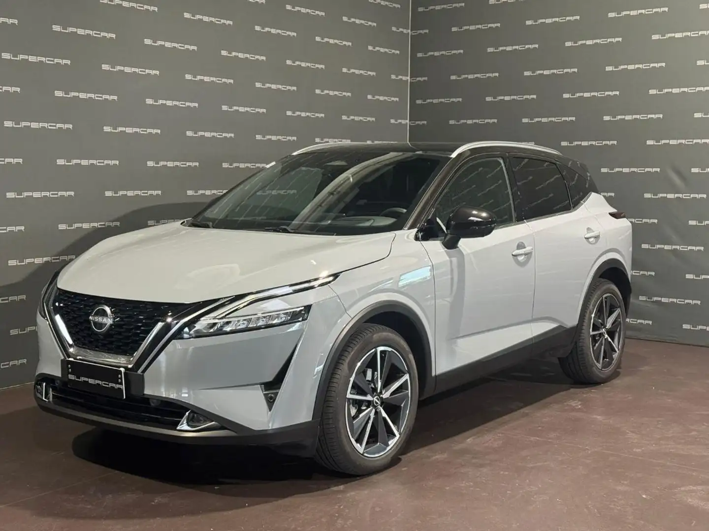 Nissan Qashqai MHEV 158 CV Xtronic Tekna Gris - 1