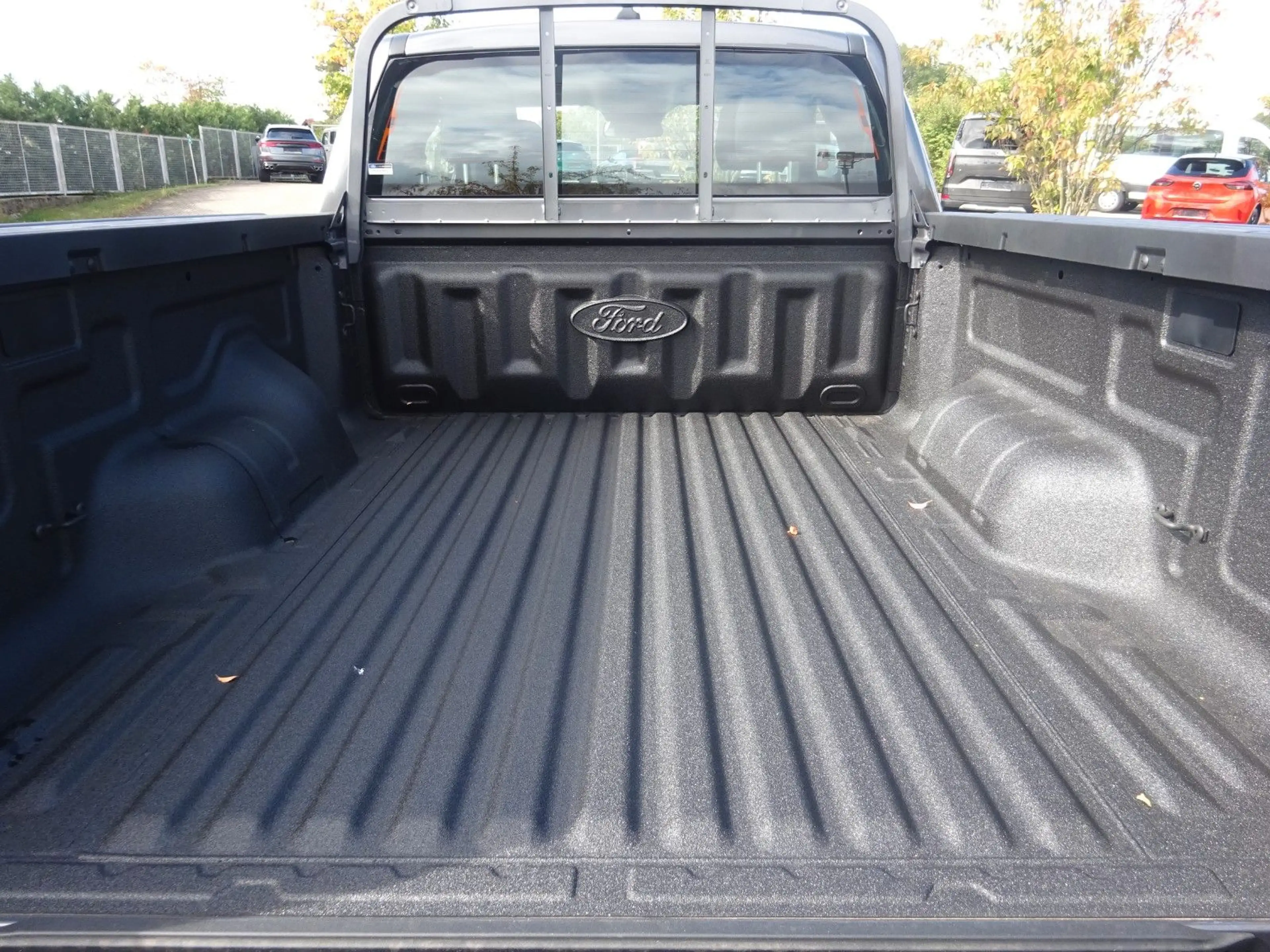Ford Ranger XLT Extrakab 4x4 V6 Aut. AHK WiPa ACC — photo 5