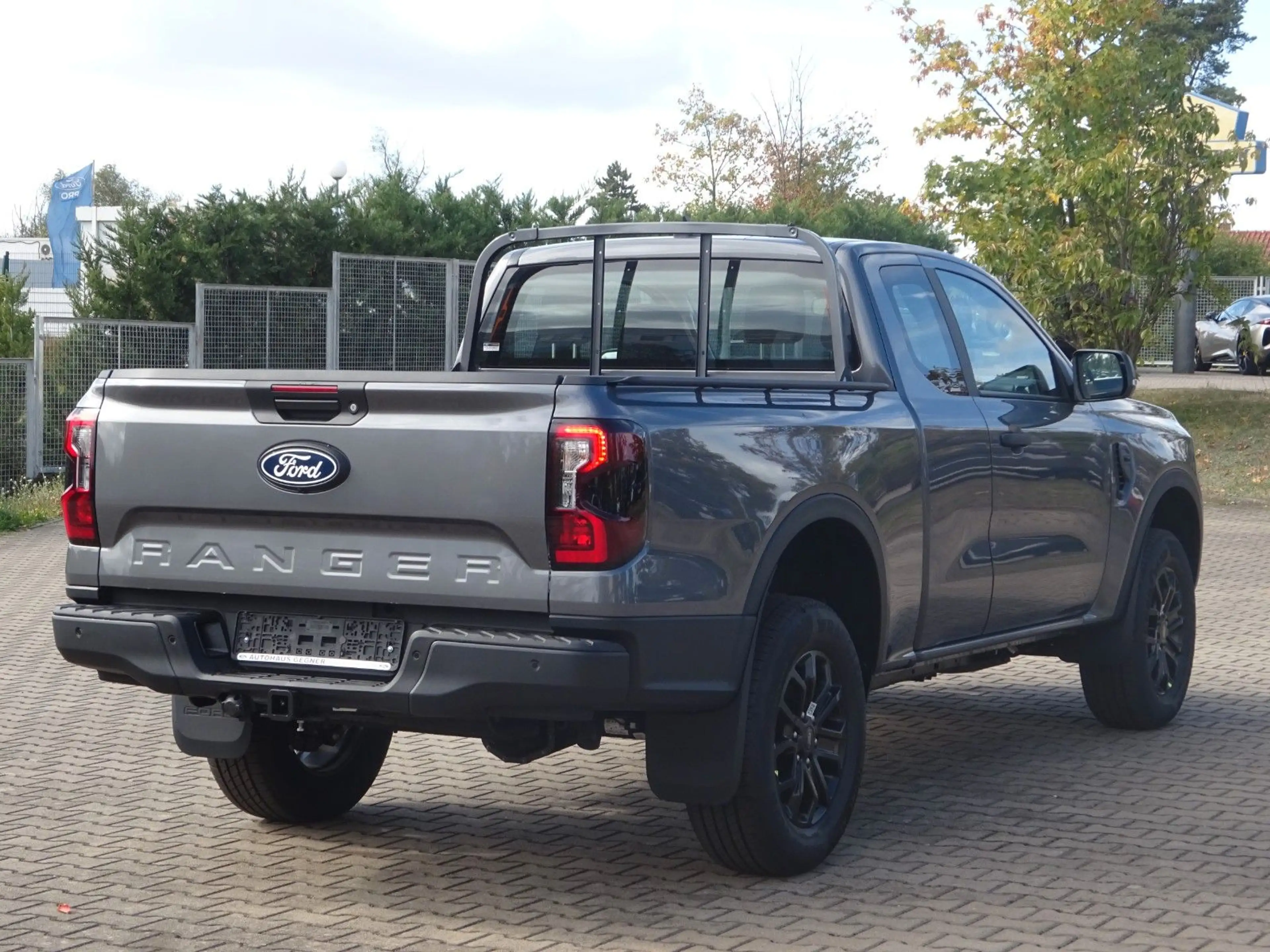 Ford Ranger XLT Extrakab 4x4 V6 Aut. AHK WiPa ACC — photo 7