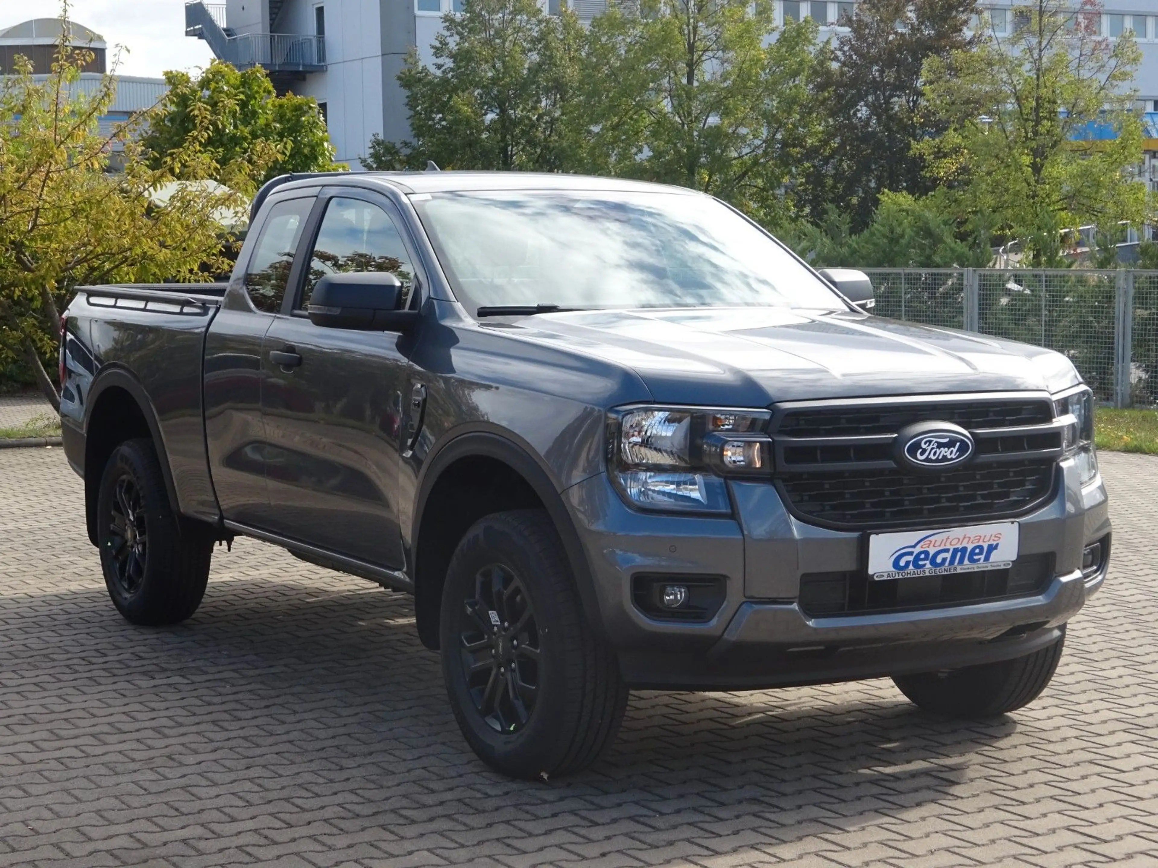 Ford Ranger XLT Extrakab 4x4 V6 Aut. AHK WiPa ACC — photo 9