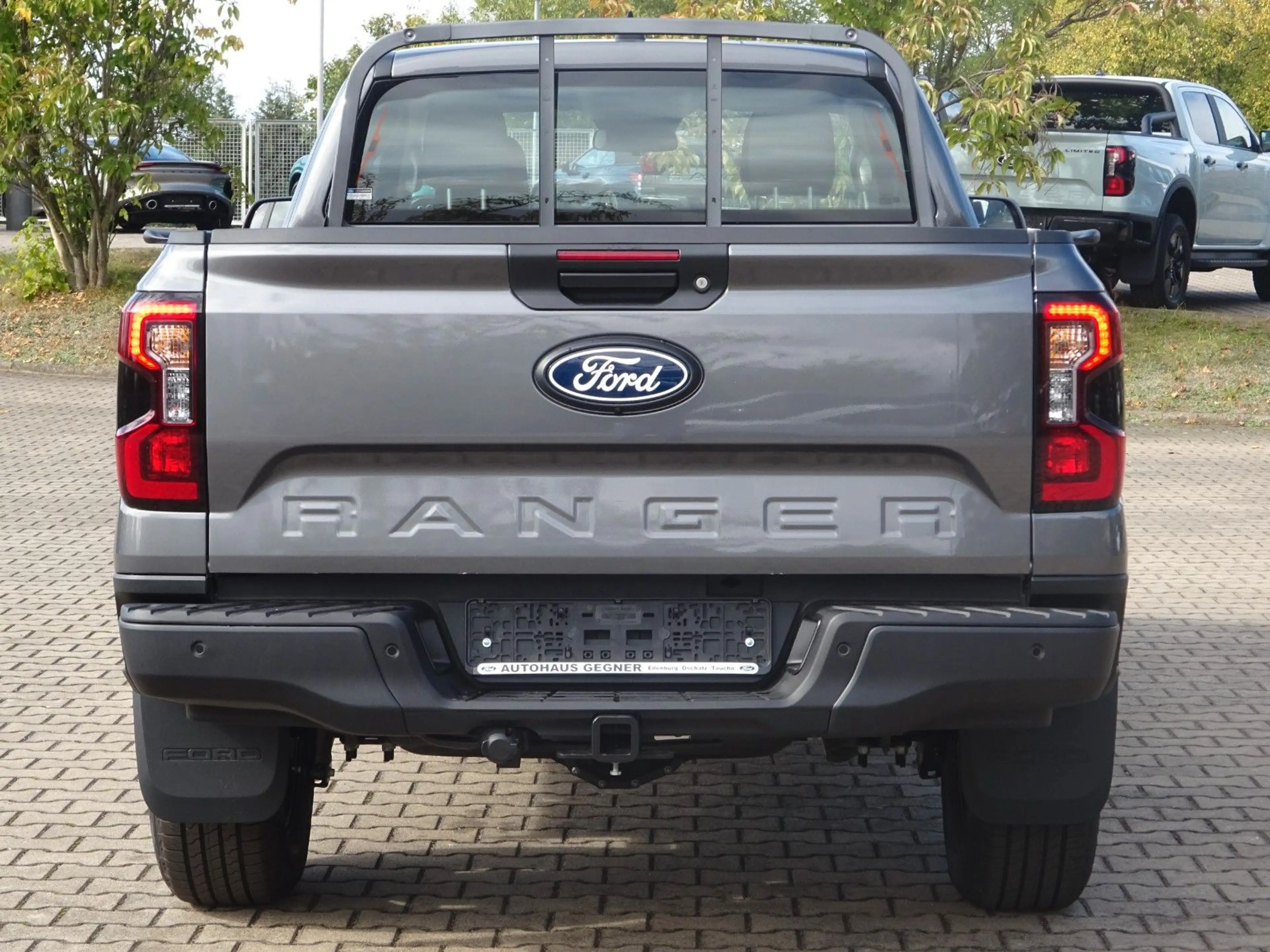 Ford Ranger XLT Extrakab 4x4 V6 Aut. AHK WiPa ACC — photo 6