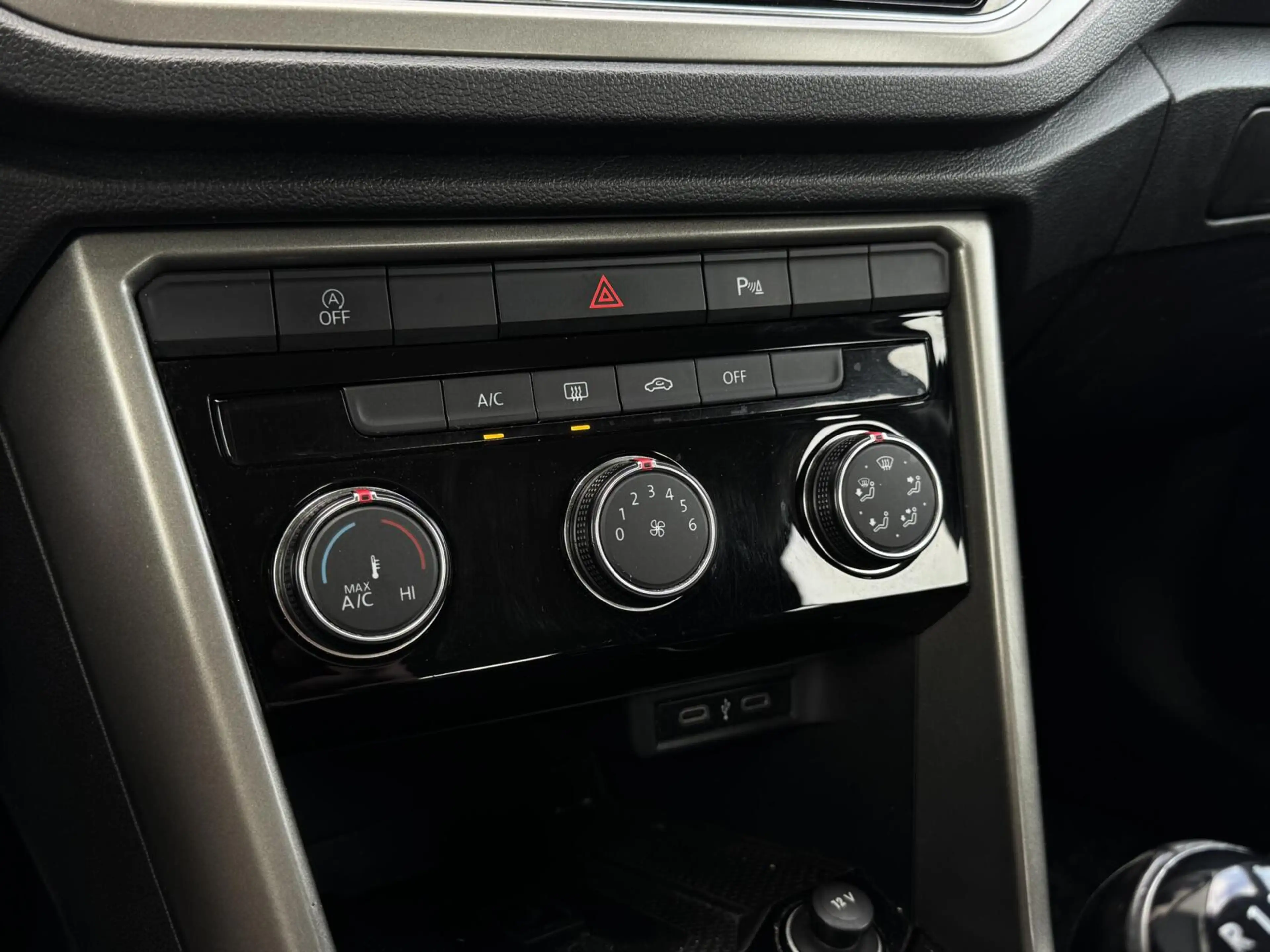 Volkswagen T-Roc 1.0 TSI Style Business | Carplay | IQ Drive | Adap — photo 20