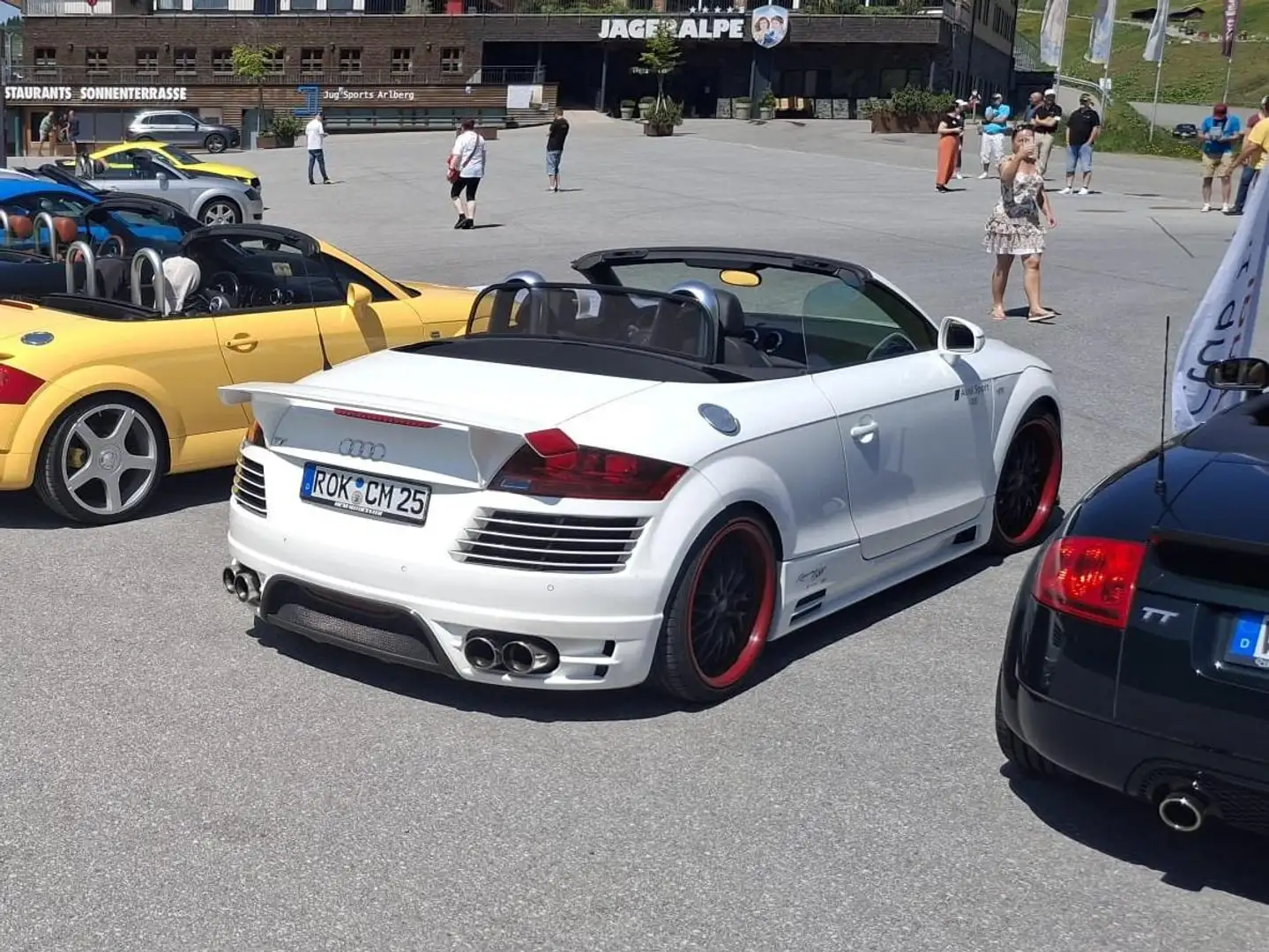 Audi TT TT Roadster 2.0 TFSI Weiß - 1