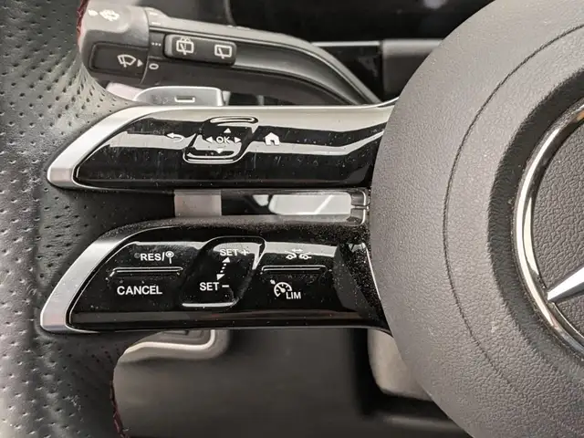 Mercedes-Benz Gla view 10