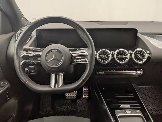 Mercedes-Benz Gla view 7
